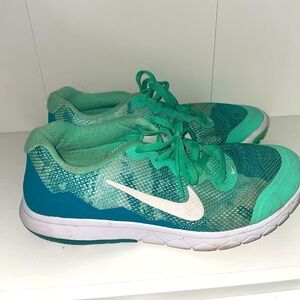 Baby blue🩵Nike sneakers running shoes Tiffany blue sneakers